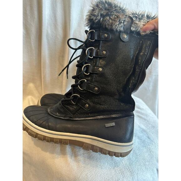 size 7 Steve Madden snow boots - Picture 5 of 7